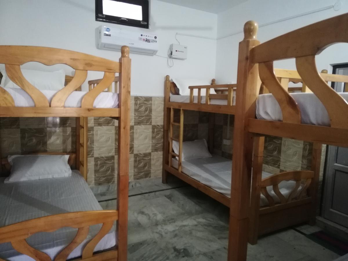 Raahi The Travellers Nest Rishikesh Bagian luar foto